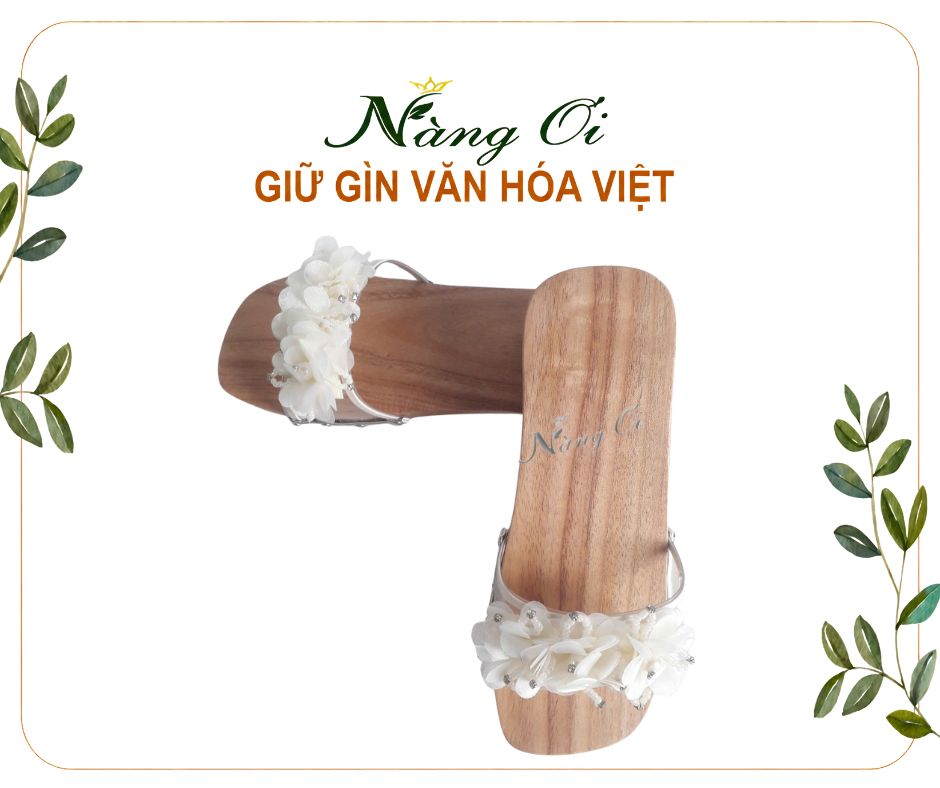 guốc mộc cao 3cm được làm từ gỗ tự nhiên